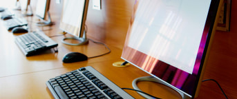 Arbeitsplätze im Büro Postes de travail dans l’entreprise